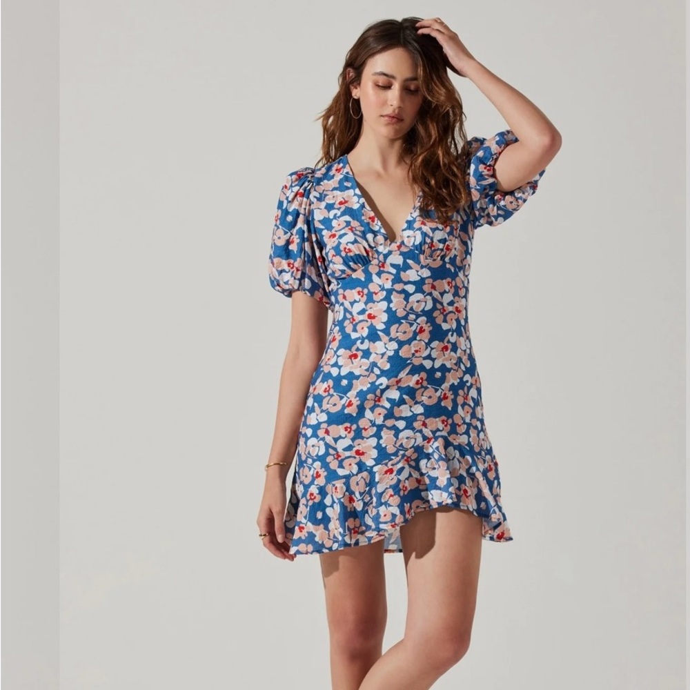 ATSR the label flutter sleeve mini dress